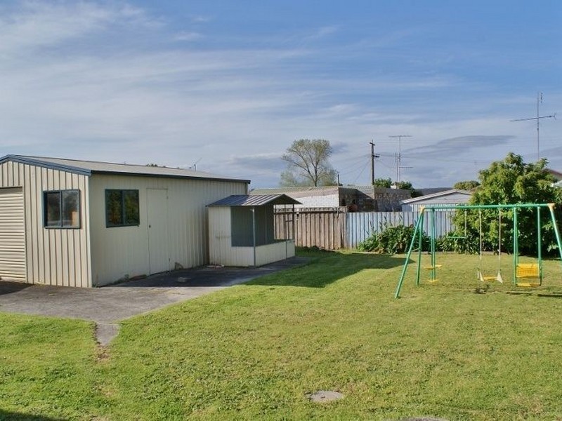 2 Delburn Street, Newborough VIC 3825