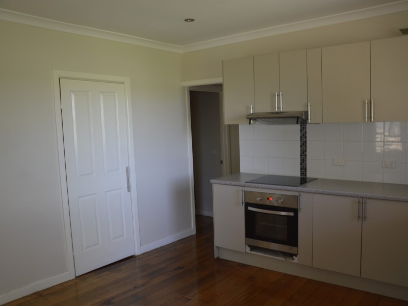 30 Robertson Street, Morwell VIC 3840