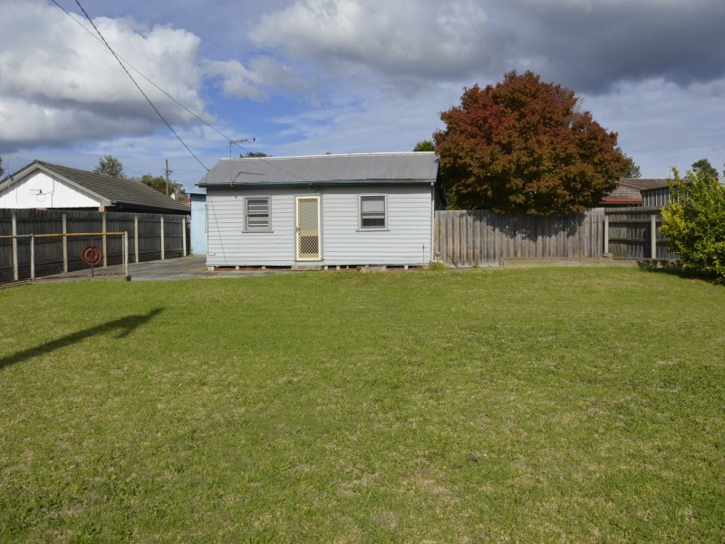 35 Victoria Street, Moe VIC 3825