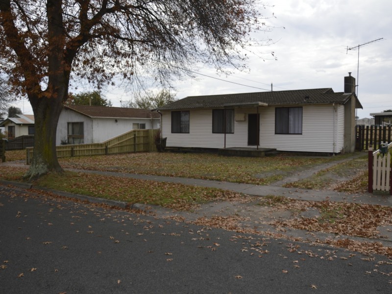 16 Thorpdale Street, Newborough VIC 3825