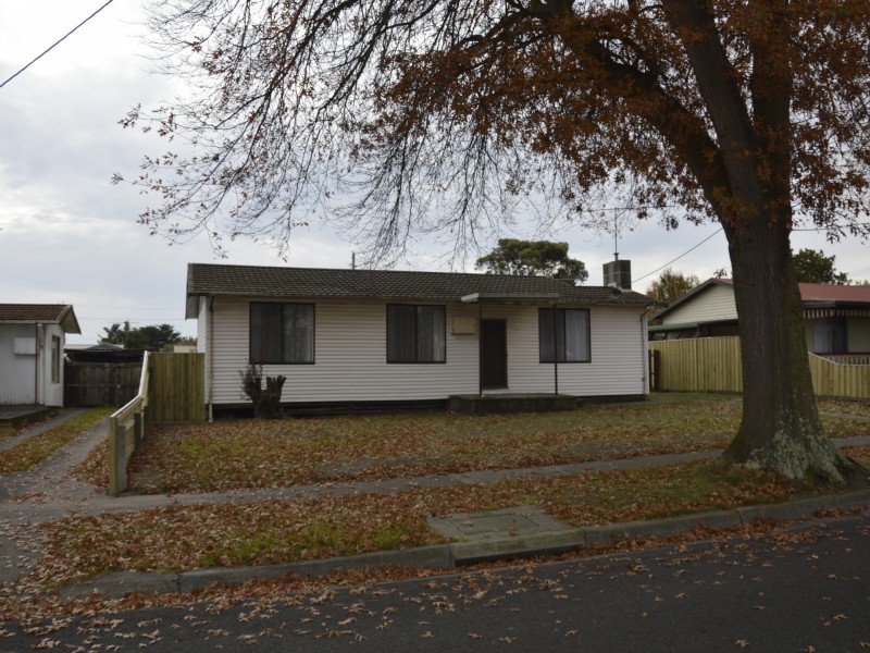 16 Thorpdale Street, Newborough VIC 3825