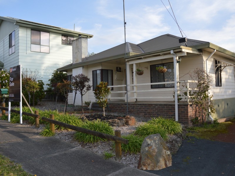 33 Leith Street, Newborough VIC 3825