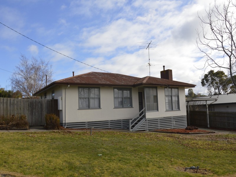 23 Livingstone Street, Morwell VIC 3840
