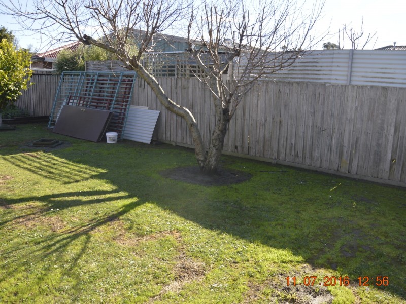 1/7 Park Avenue, Morwell VIC 3840