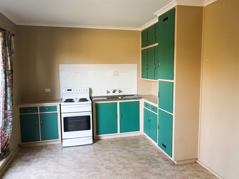 47 White Parade, Churchill VIC 3842