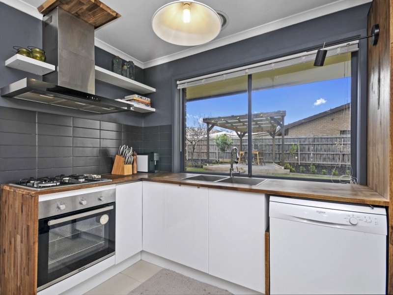 79 Grubb Avenue, Traralgon VIC 3844