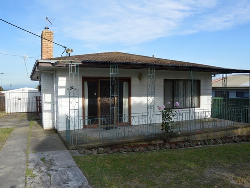 90 Wirraway Street, Moe VIC 3825