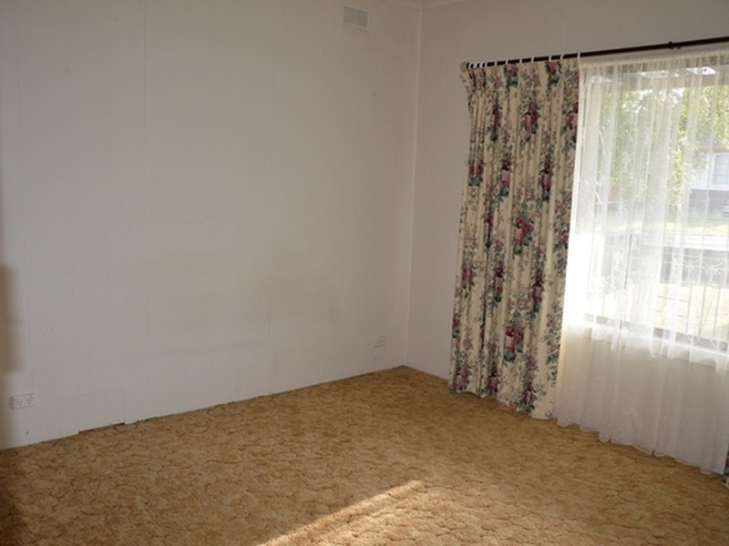 90 Wirraway Street, Moe VIC 3825