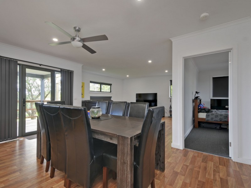 125 Service Road, Moe VIC 3825