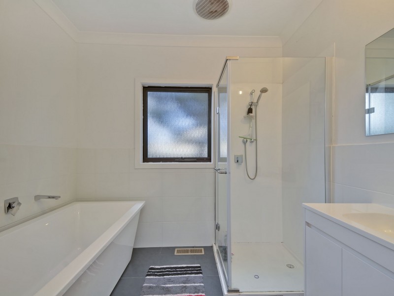 125 Service Road, Moe VIC 3825