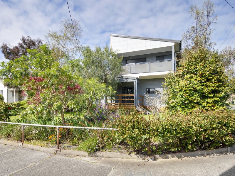 125 Service Road, Moe VIC 3825