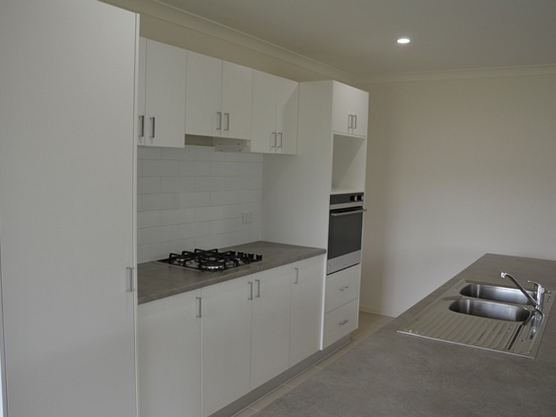 84 Philip Parade, Churchill VIC 3842