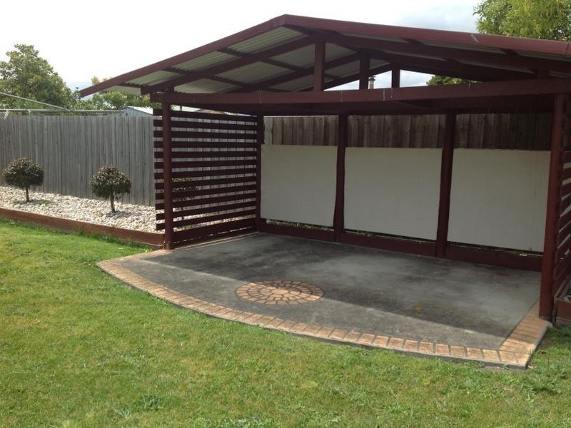 239 Old Sale Road, Newborough VIC 3825