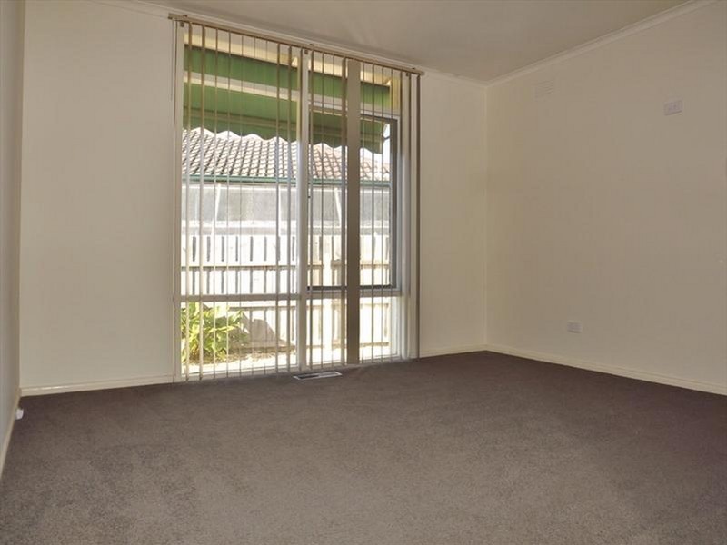 27 Northern Avenue, Newborough VIC 3825