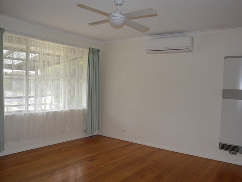 24 Dawson Street, Rosedale VIC 3847