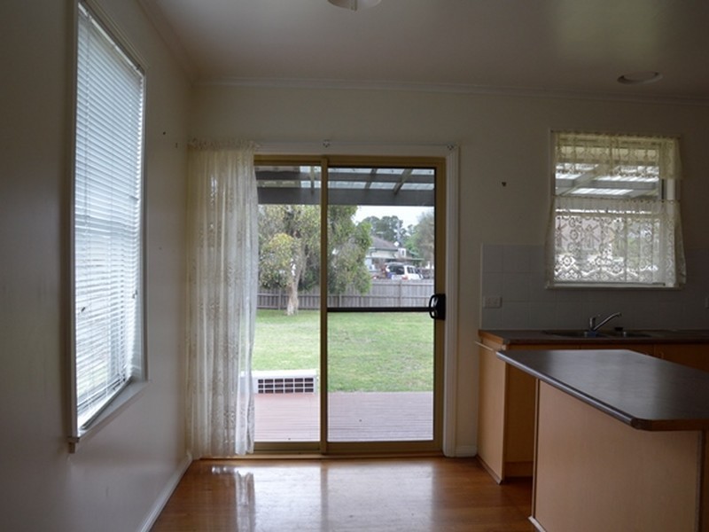 24 Dawson Street, Rosedale VIC 3847