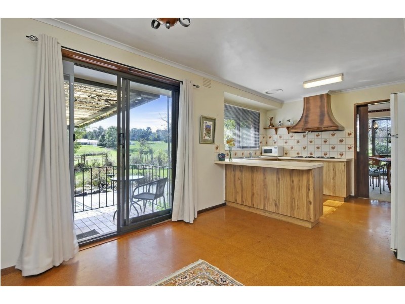 40 Wilkan Drive, Hazelwood North VIC 3840