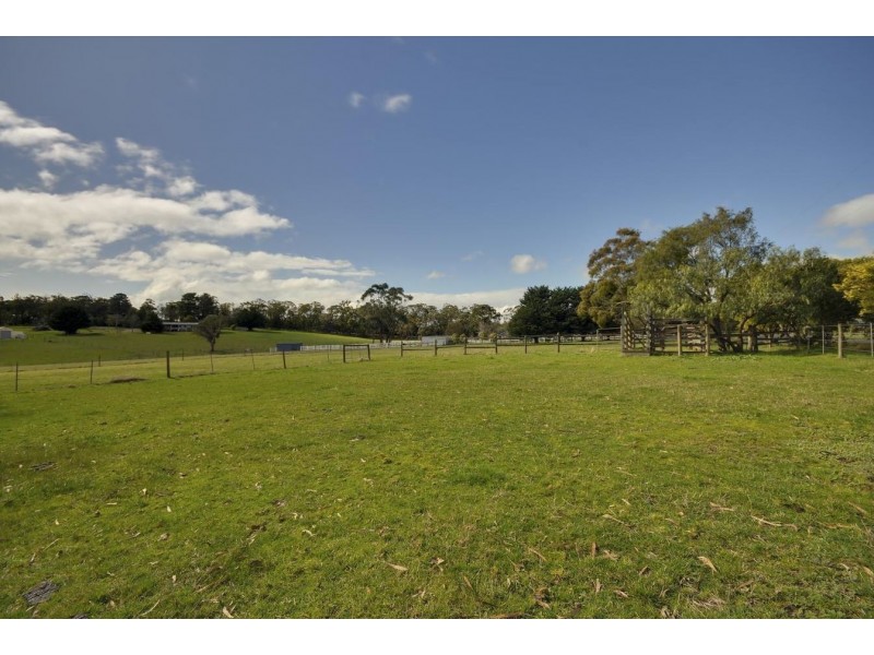 40 Wilkan Drive, Hazelwood North VIC 3840