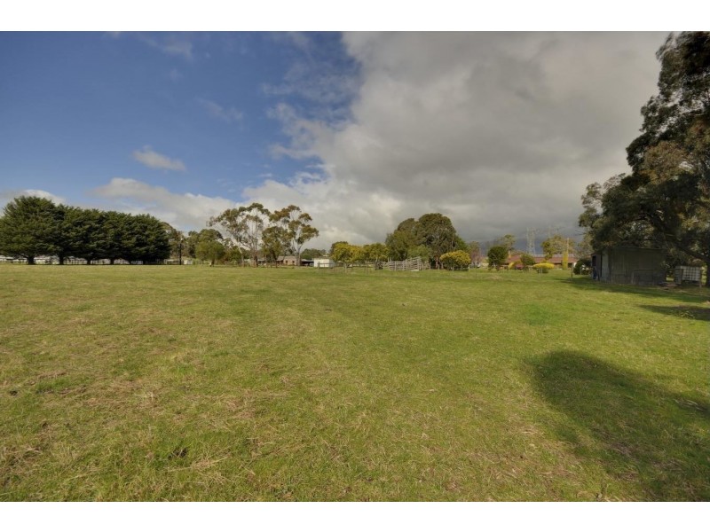 40 Wilkan Drive, Hazelwood North VIC 3840