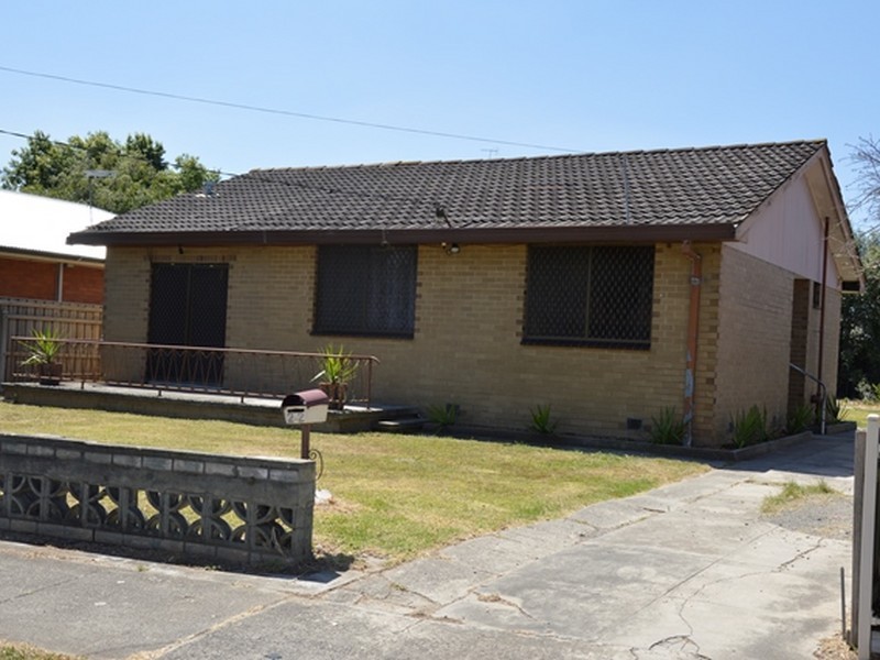 22 Chestnut Avenue, Morwell VIC 3840