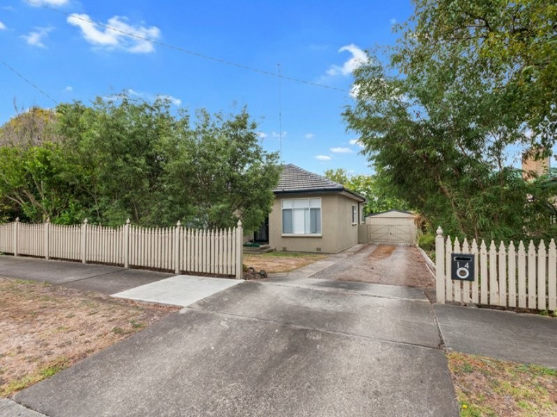 14 Rose Avenue, Traralgon VIC 3844