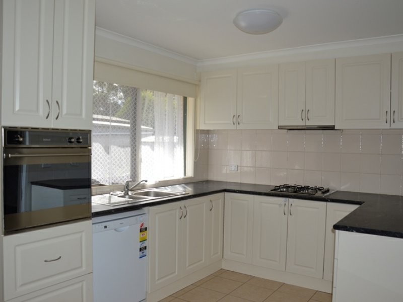 27 Glenview Drive, Traralgon VIC 3844