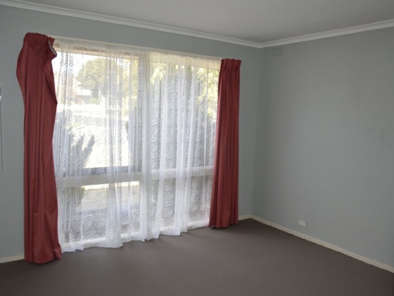 27 Glenview Drive, Traralgon VIC 3844