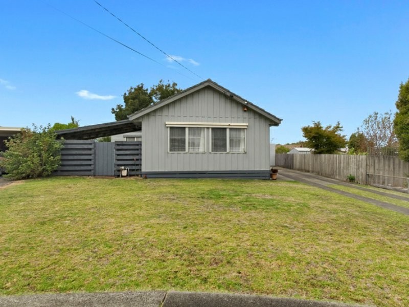 5 Albert Court, Morwell VIC 3840