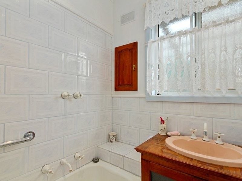 5 Albert Court, Morwell VIC 3840