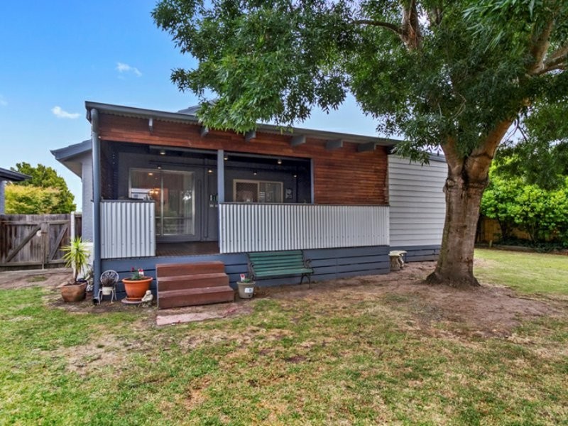 5 Albert Court, Morwell VIC 3840