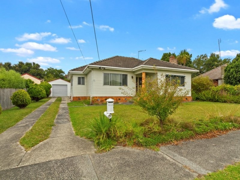 16 Central Avenue, Newborough VIC 3825