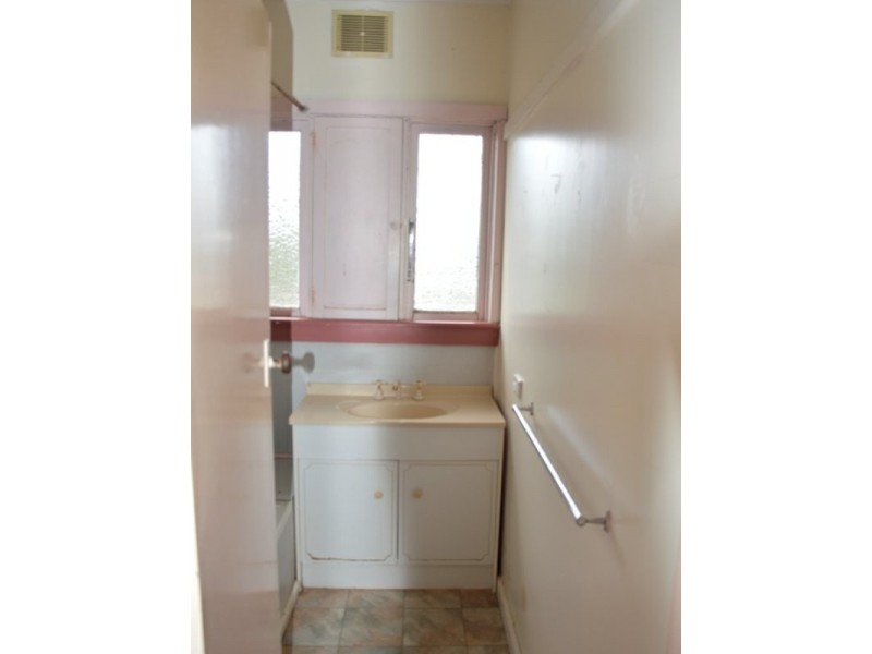 45 Kent Street, Moe VIC 3825