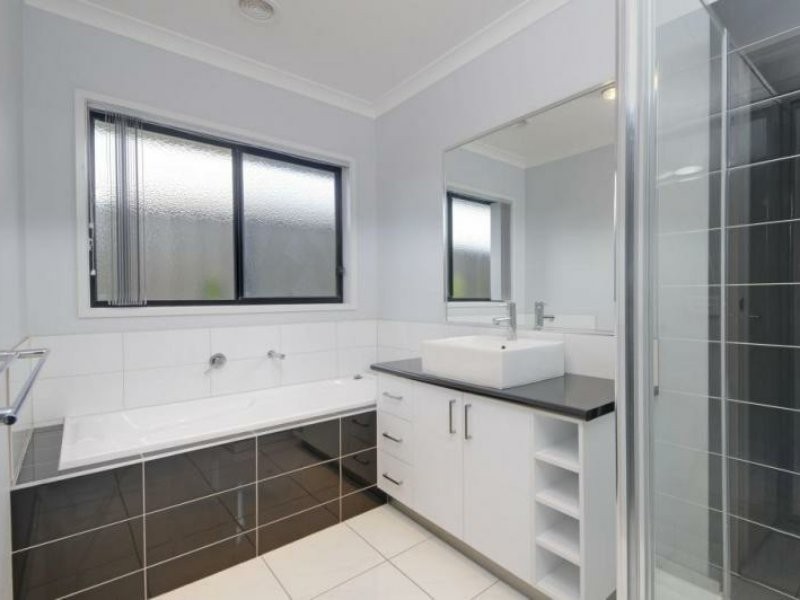 146 Ellavale Drive, Traralgon VIC 3844