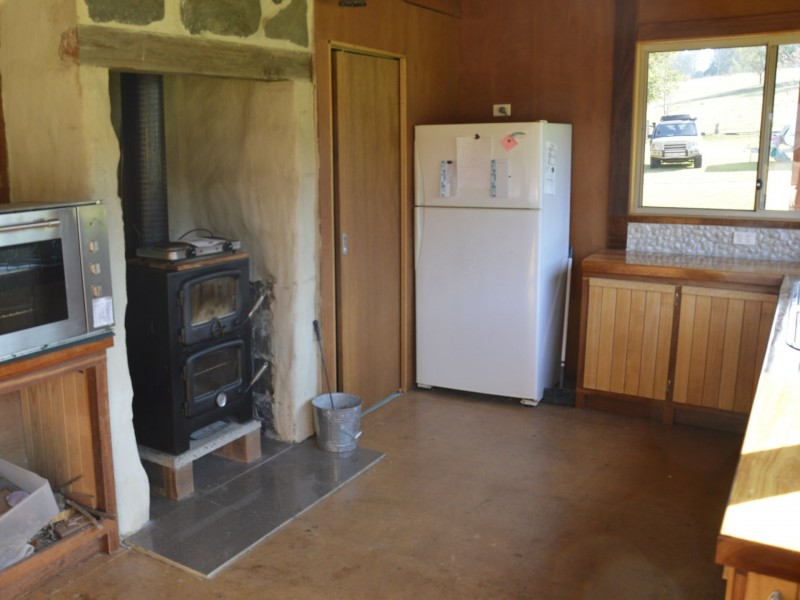 135 Sunderland Road, Glengarry North VIC 3854