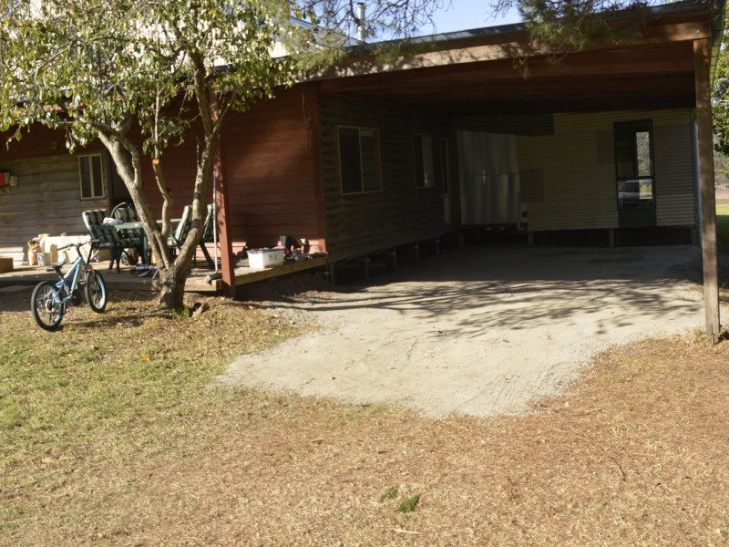 135 Sunderland Road, Glengarry North VIC 3854