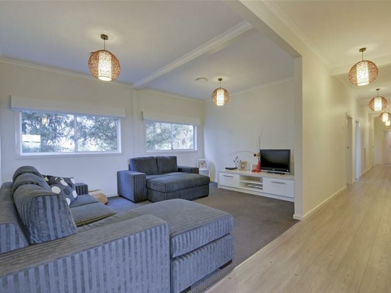 32 Lower Cairnbrook Road, Glengarry VIC 3854