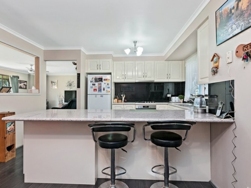 35 Nicholson Road, Toongabbie VIC 3856