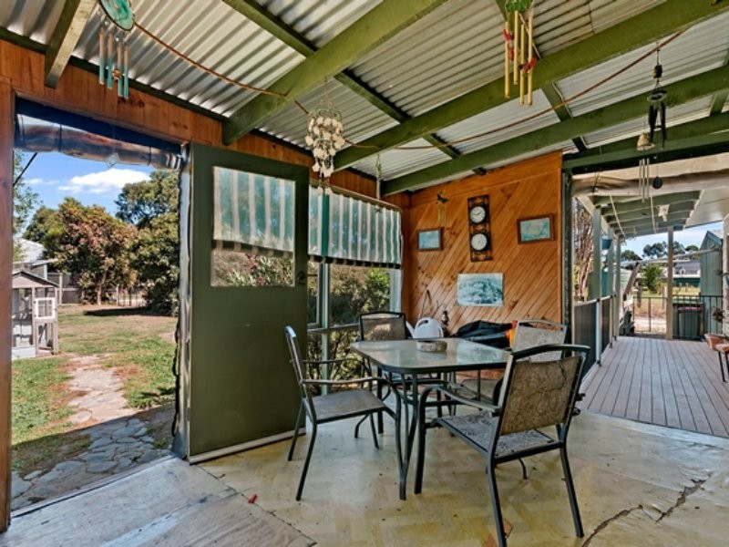 35 Nicholson Road, Toongabbie VIC 3856