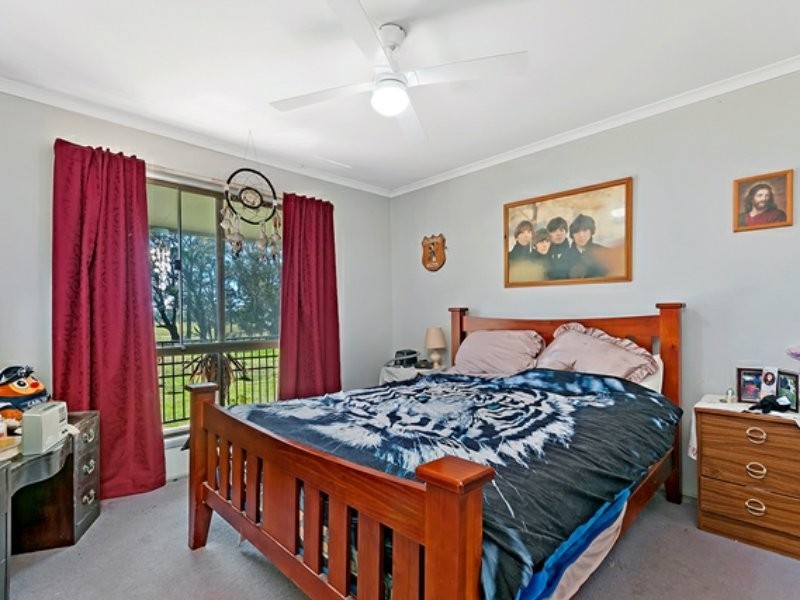 35 Nicholson Road, Toongabbie VIC 3856