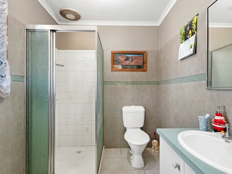 35 Nicholson Road, Toongabbie VIC 3856