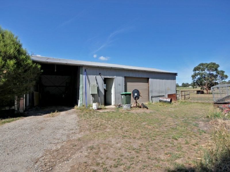 35 Nicholson Road, Toongabbie VIC 3856