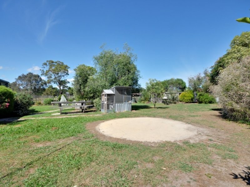 35 Nicholson Road, Toongabbie VIC 3856