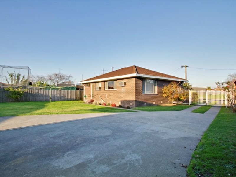 11 The Avenue, Morwell VIC 3840