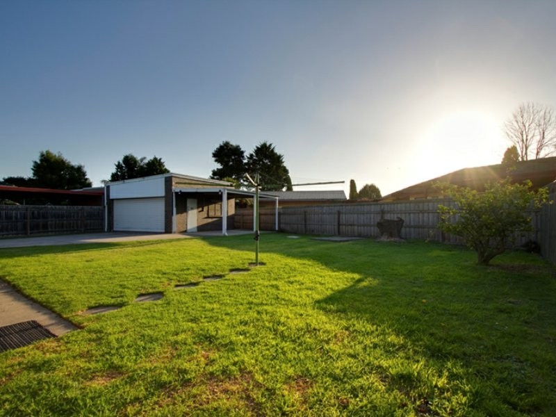 11 The Avenue, Morwell VIC 3840