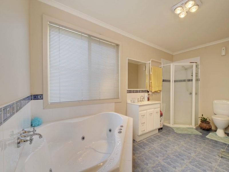 15 Kevin Court, Traralgon VIC 3844