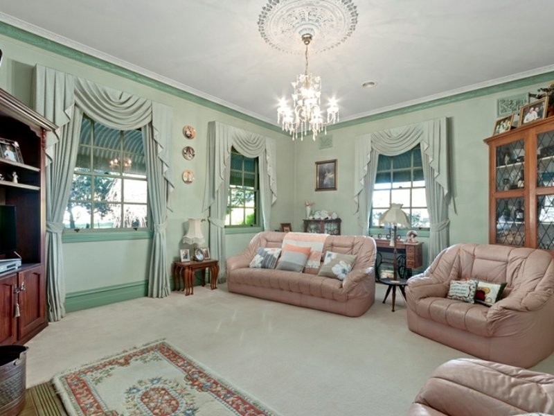 17 Glenloth Court, Traralgon East VIC 3844