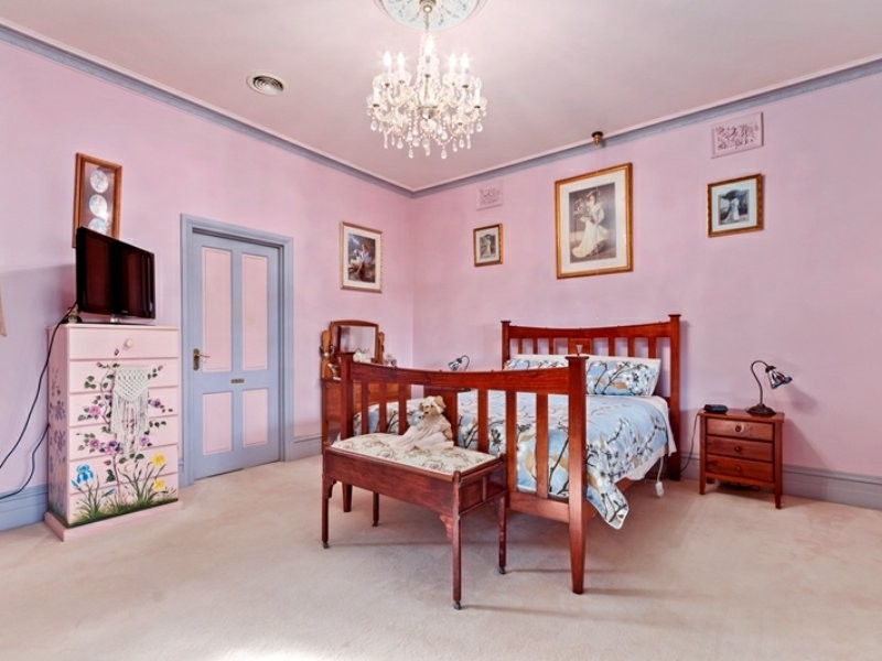 17 Glenloth Court, Traralgon East VIC 3844