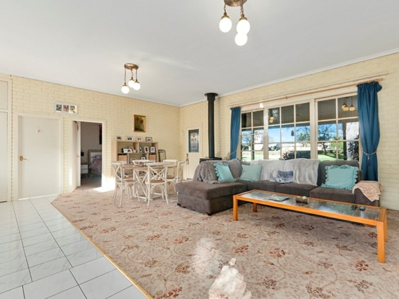 17 Glenloth Court, Traralgon East VIC 3844