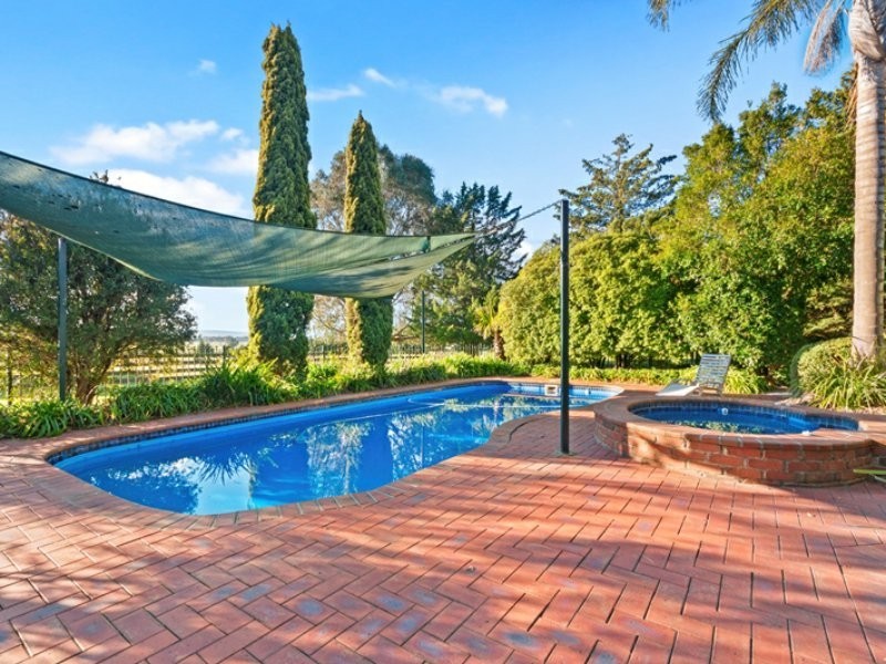 17 Glenloth Court, Traralgon East VIC 3844