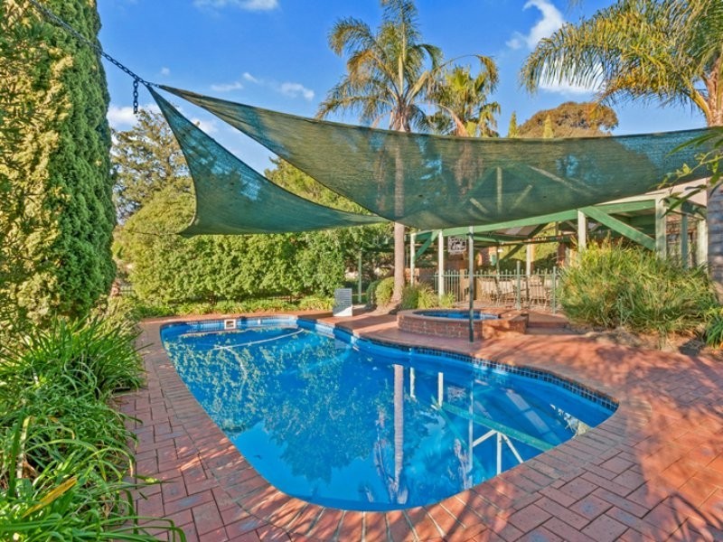 17 Glenloth Court, Traralgon East VIC 3844